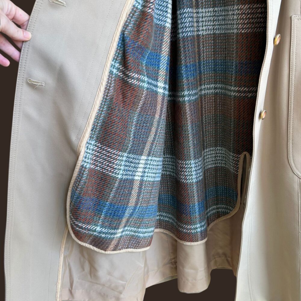 Vintage 1970s Forecaster of Boston Lined Trench Coat Made in British Hong Kong - Picture 3 of 10